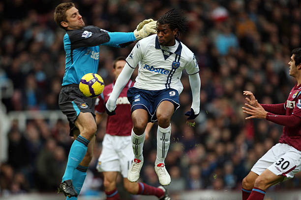 守反击中 守反击中